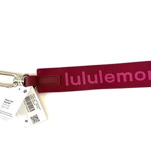 Lululemon Never Lost Keychain